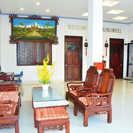 Du Hung 1 Hotel Ха Тени Екстериор снимка
